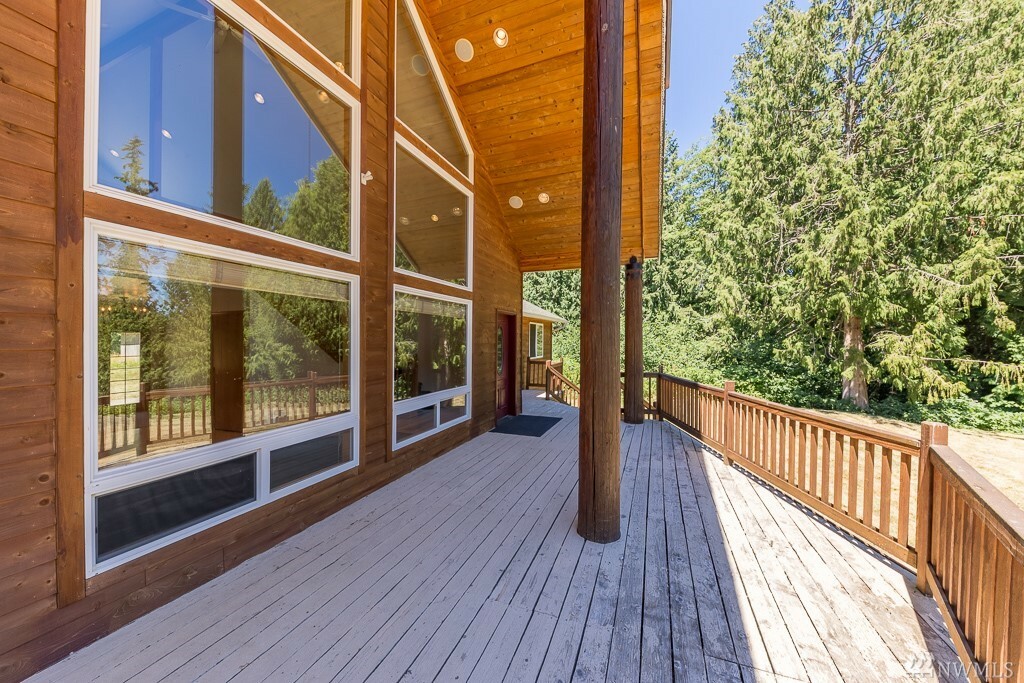 Property Photo:  17926 Olive Ave  WA 98292 