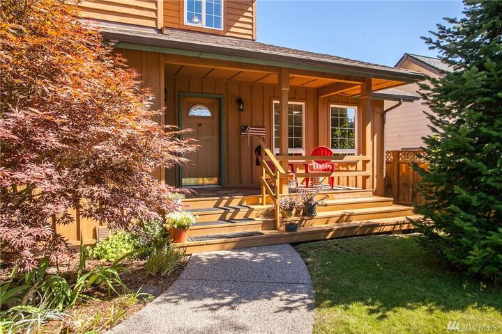 Property Photo:  328 Tumwater Dr  WA 98826 