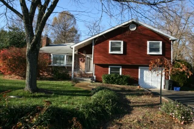 Property Photo:  5 Saint Marys Lane  CT 06851 
