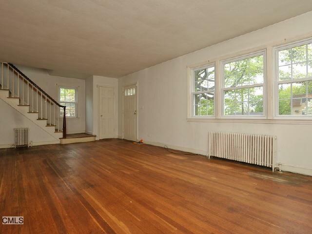 Property Photo:  36 Holcomb Avenue  CT 06906 