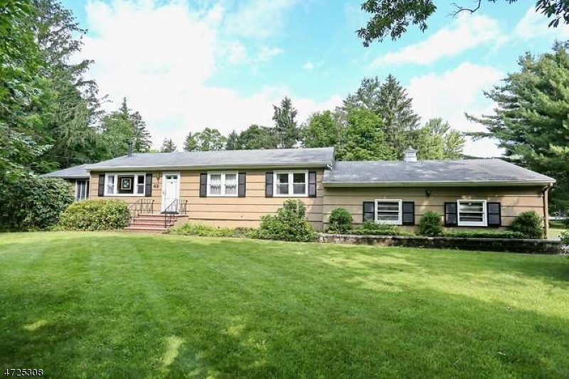 Property Photo:  62 Chapel Rd  NJ 07430 