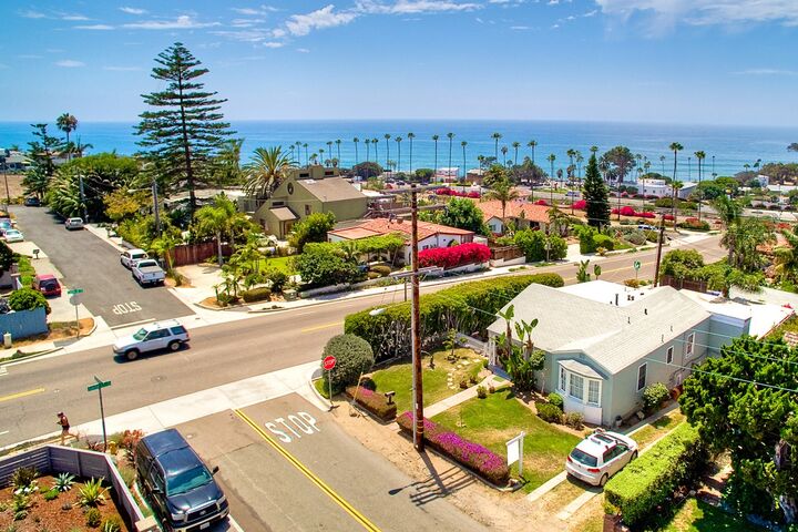 Property Photo:  1262 San Dieguito Dr  CA 92024 