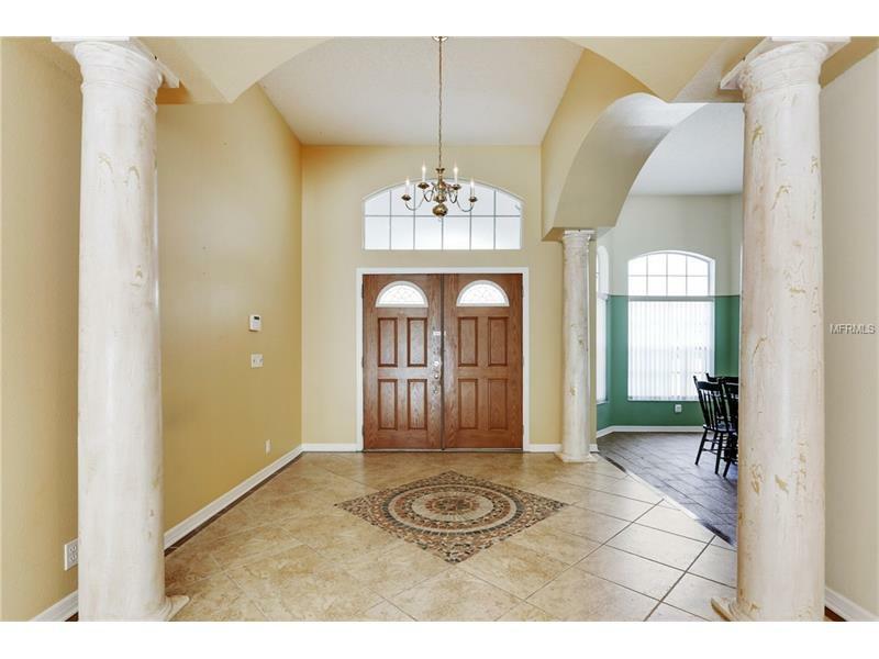 Property Photo:  1336 Distant Oaks Drive  FL 33543 