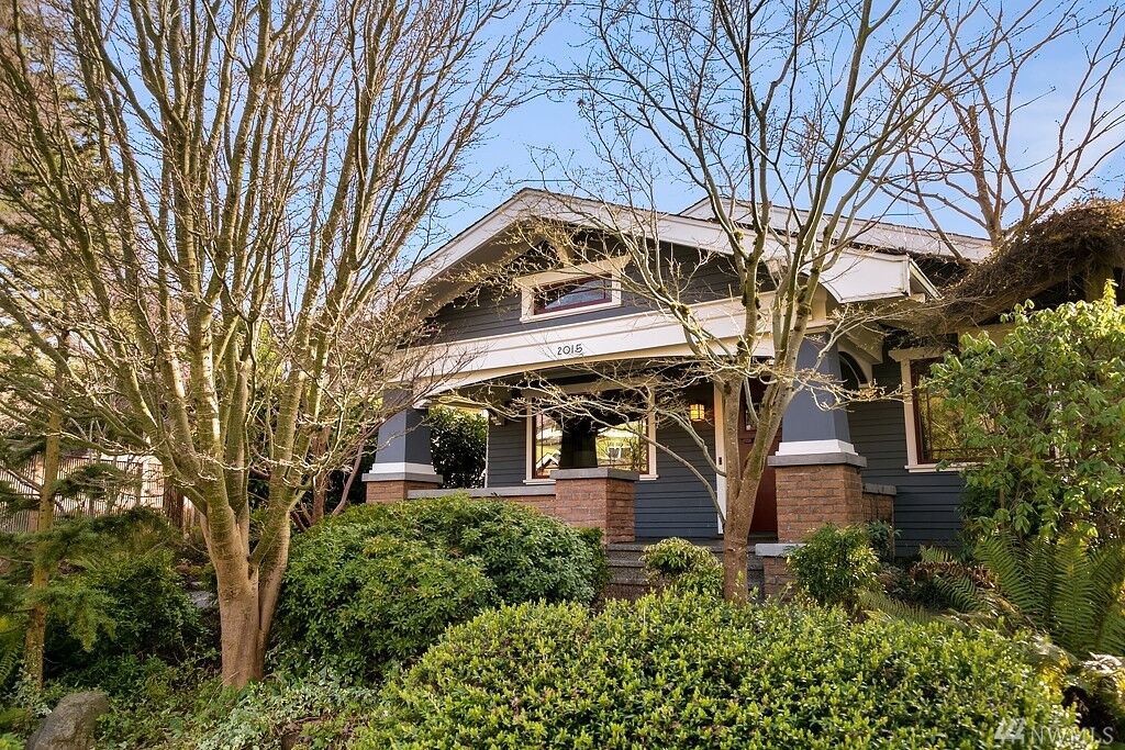 Property Photo:  2015 E Newton St  WA 98112 