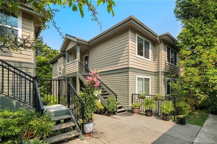 1500 S 18th St E-201  Renton WA 98055 photo