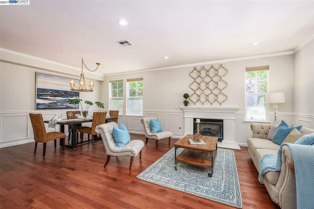 Property Photo: 1323 Valley Ave CA 94566