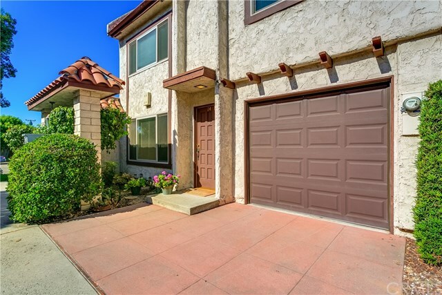 Property Photo: 935 W Duarte Road 14 CA 91007