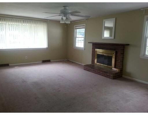 Property Photo: 552 Dutchess St MA 01129