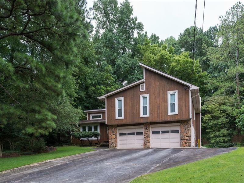 Property Photo: 3599 Hidden Acres Drive 30340
