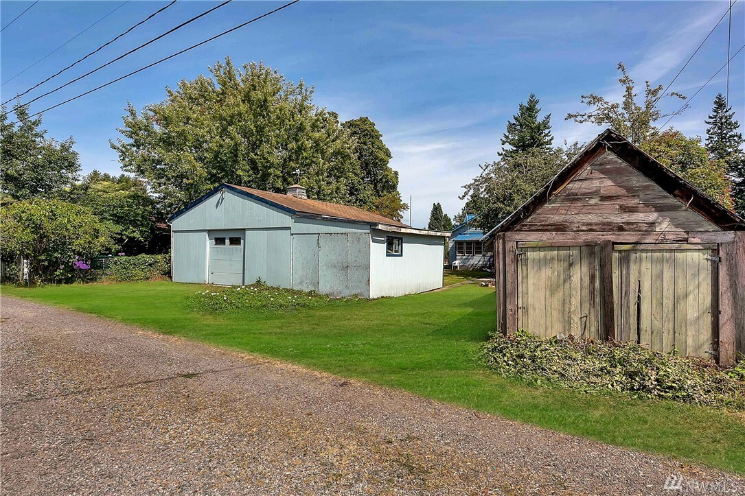 Property Photo:  1141 Blaine Ave.  WA 98230 