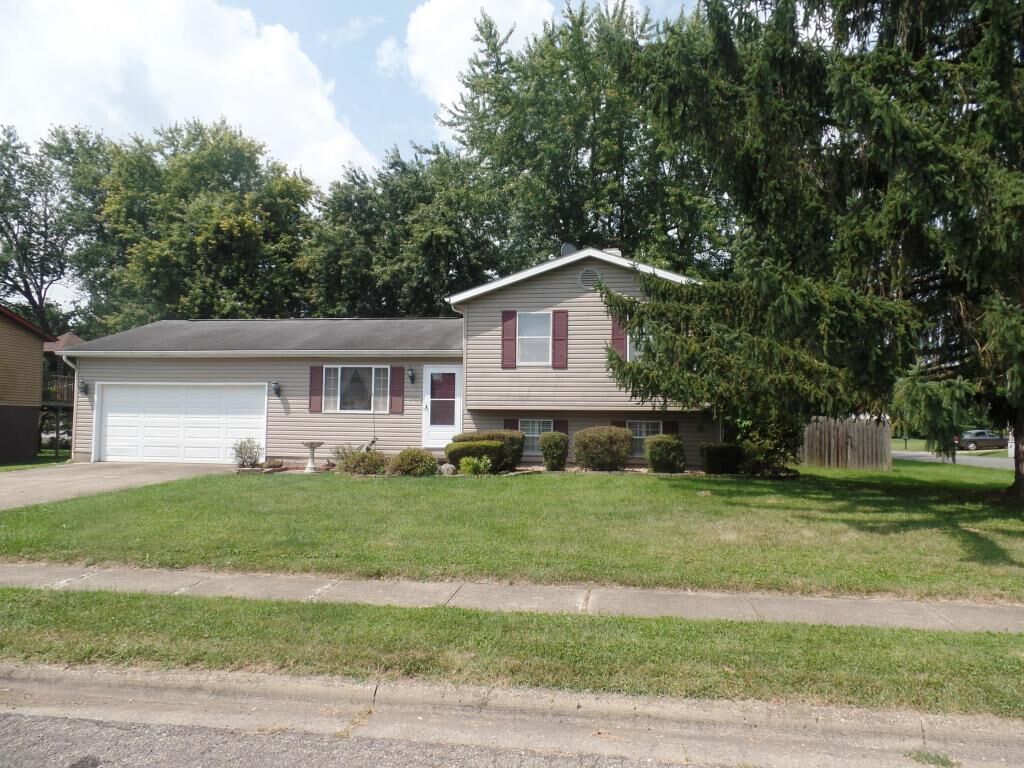 Property Photo:  1765 Churchill Downs Road  OH 43055 