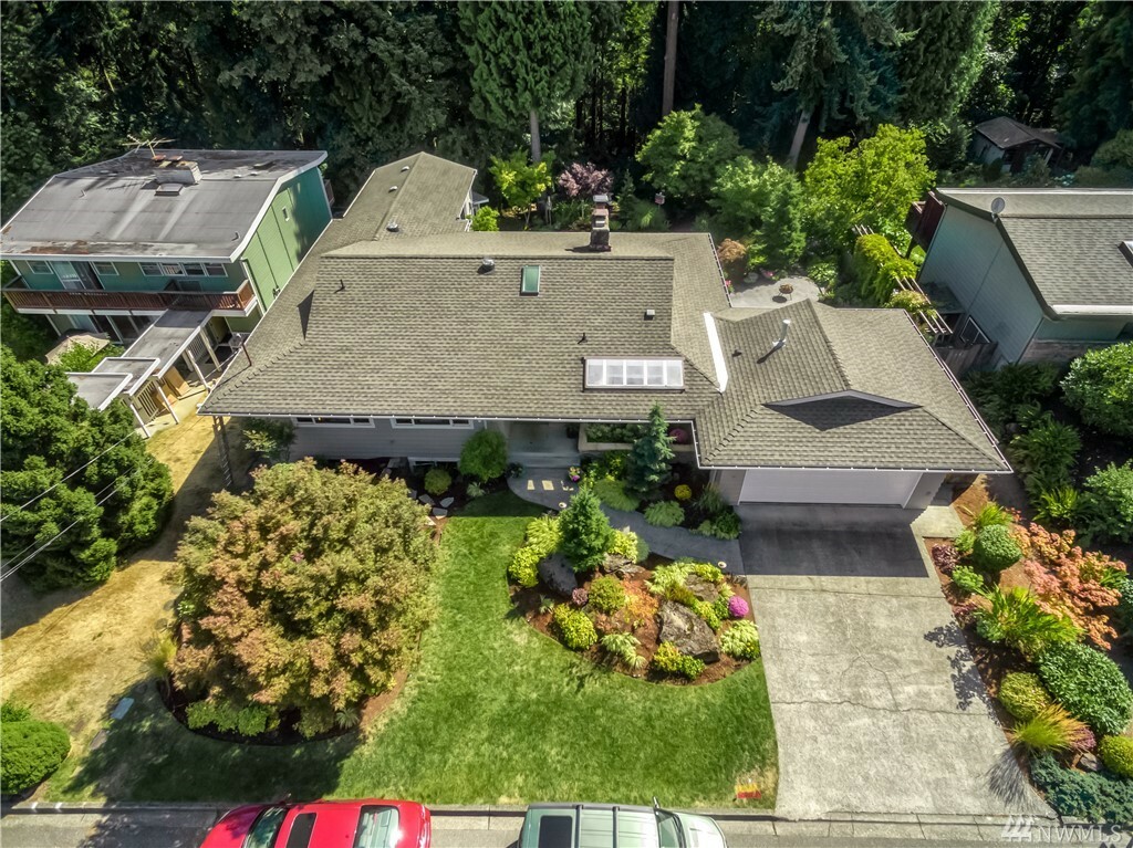 Property Photo: 5616 129th Ave SE WA 98006