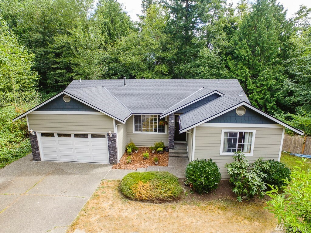 Property Photo:  5609 10th Dr W  WA 98203 