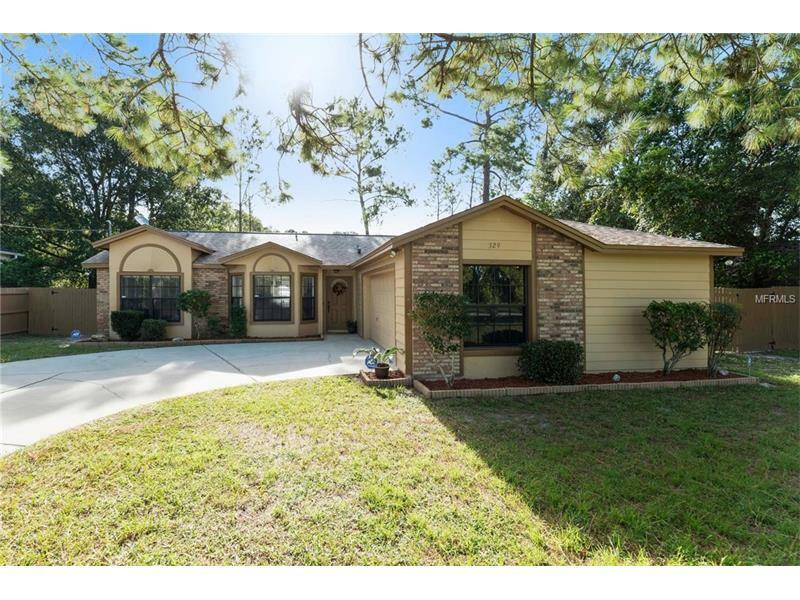 Property Photo: 329 Courtland Boulevard FL 32738