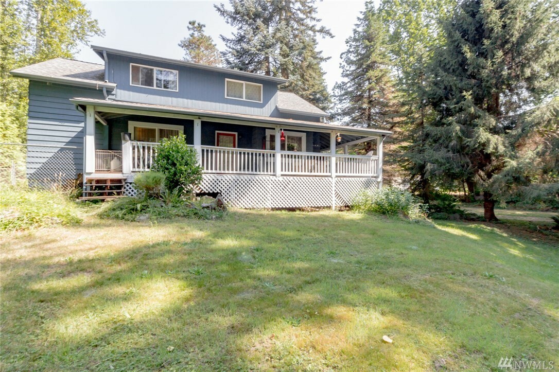 Property Photo:  18416 SE Petrovitsky Rd  WA 98058 