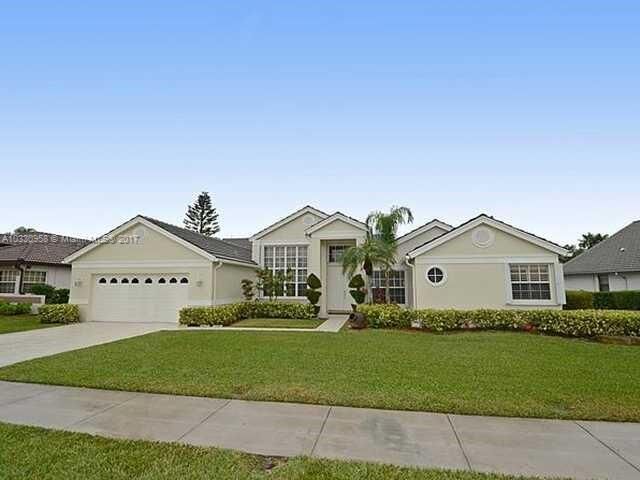 Property Photo:  3100 Old Orchard Rd  FL 33328 