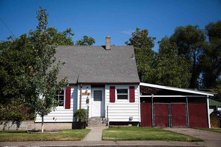 1633 E Lacrosse Ave  Spokane WA 99207 photo