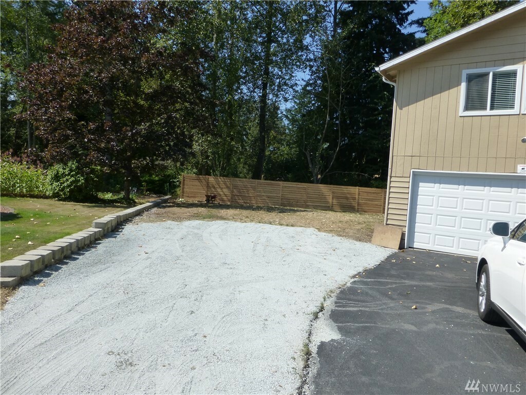 Property Photo: 3108 S 268th Place WA 98032