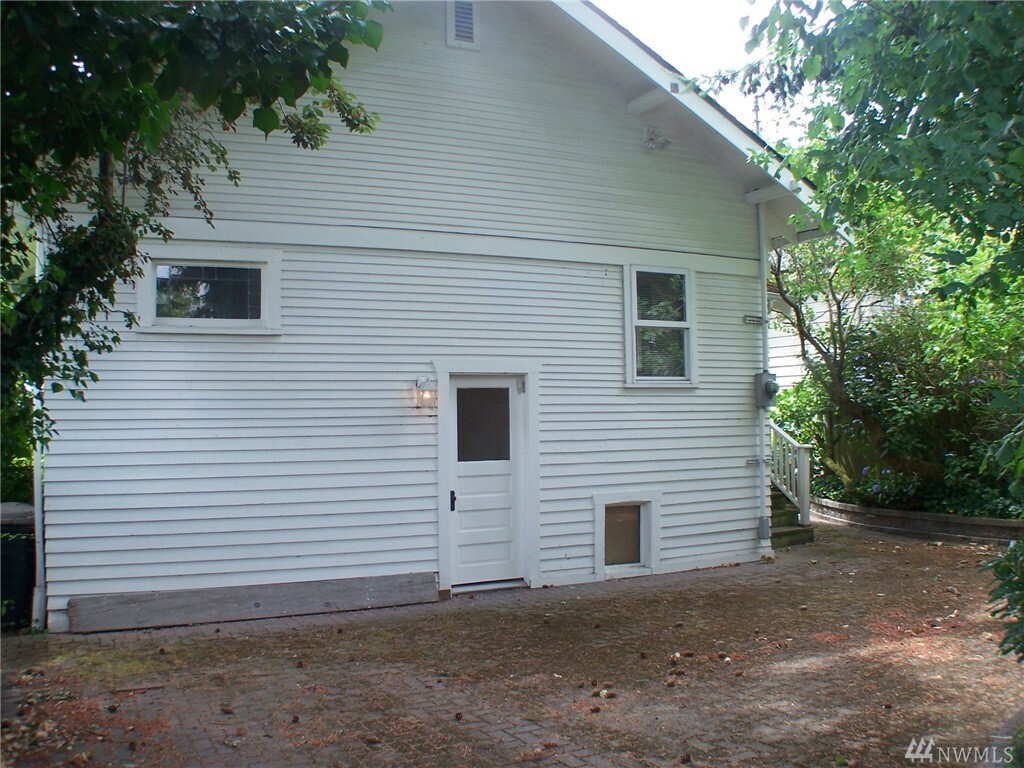 Property Photo:  3218 NW 72nd St  WA 98117 