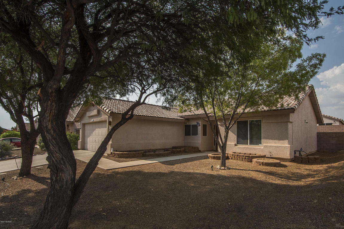 Property Photo:  3862 W Perseus Street  AZ 85742 