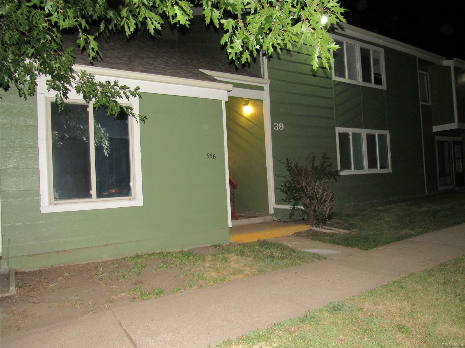 Property Photo:  940 South Peoria Street  CO 80012 