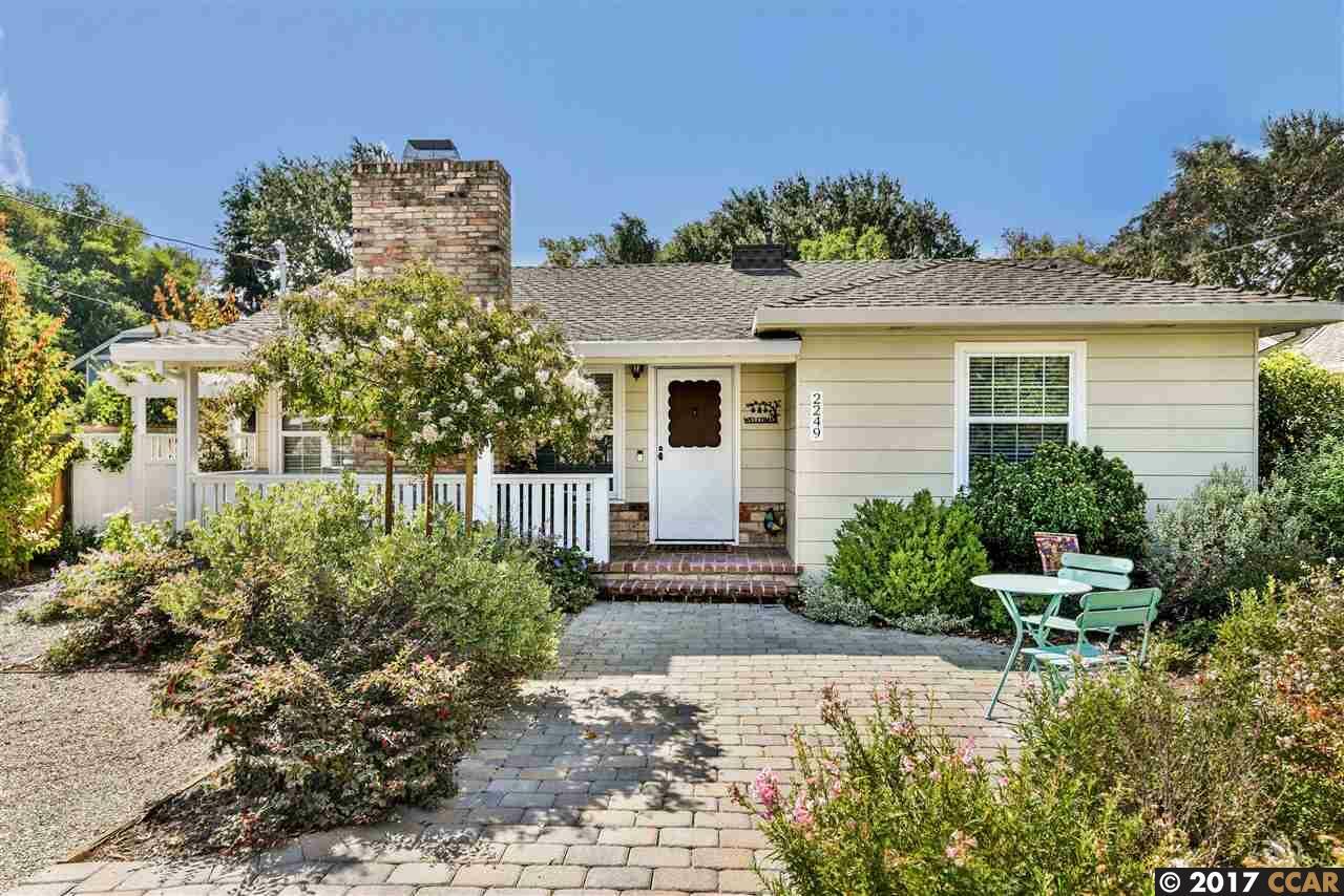 Property Photo: 2249 Whyte Park Avenue CA 94595