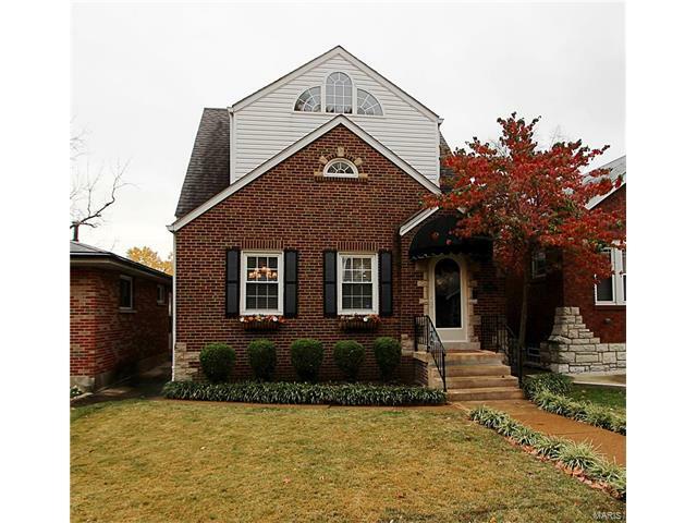 Property Photo: 5700 Nottingham Avenue MO 63109