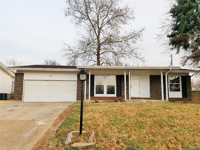 Property Photo: 4497 Rhine Drive 63033