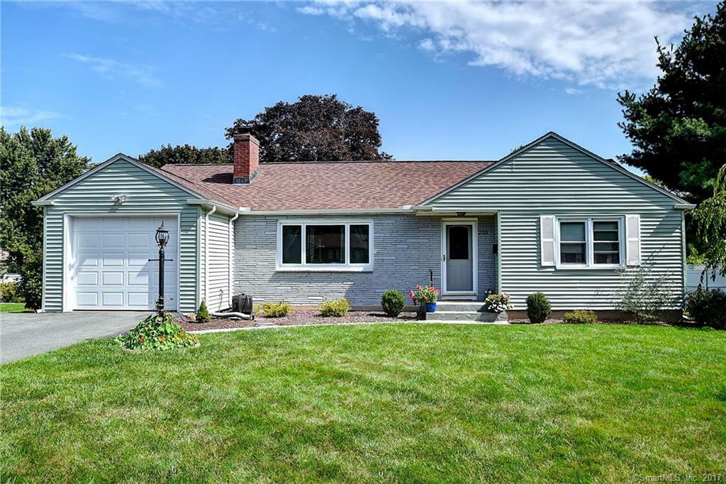 Property Photo: 286 Cedar Street CT 06109