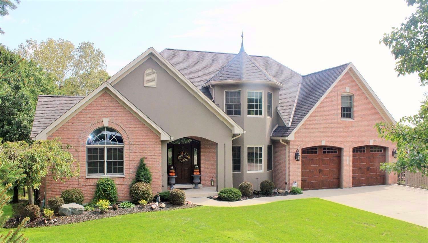 Property Photo: 2674 Ebenezer Road OH 45233
