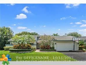 Property Photo: 206 NW 110th Way FL 33071