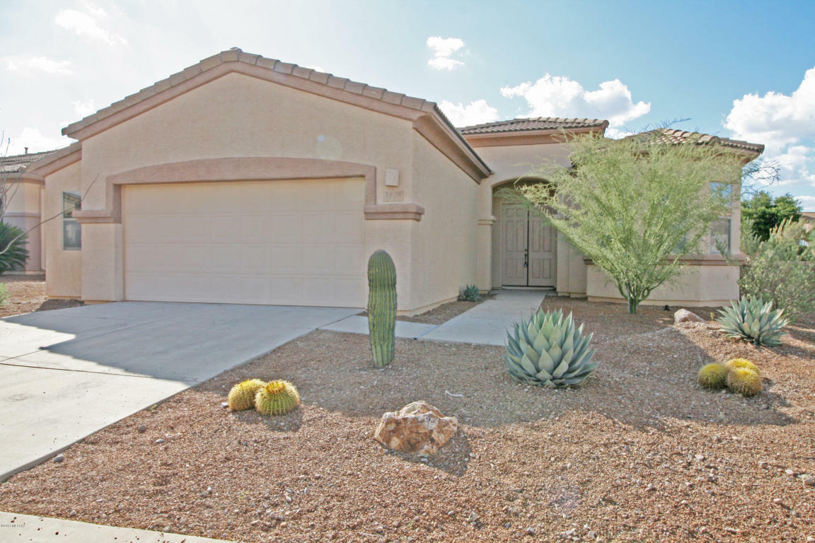 Property Photo:  1808 W Via Del Recodo  AZ 85622 