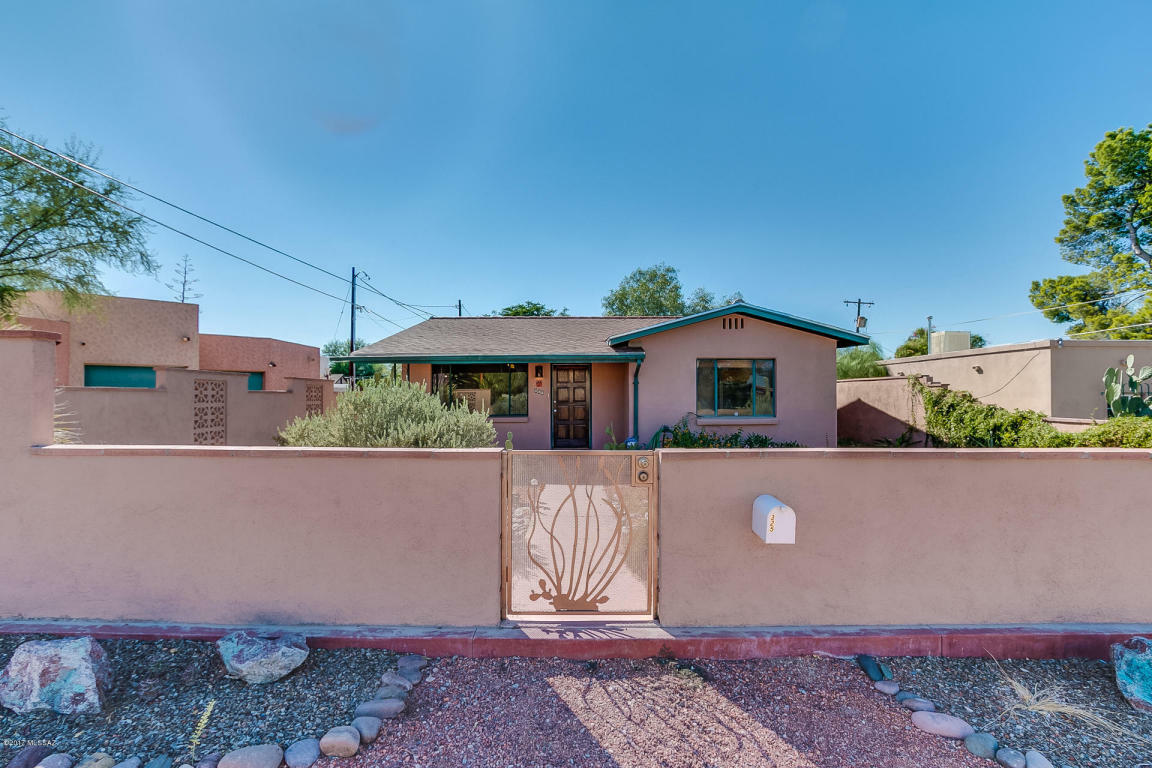 Property Photo:  325 N Forgeus Avenue  AZ 85716 