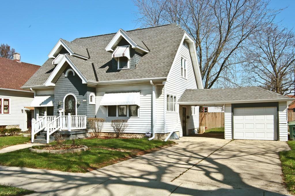 Property Photo:  1800 W Fairmount Ave  WI 53209 