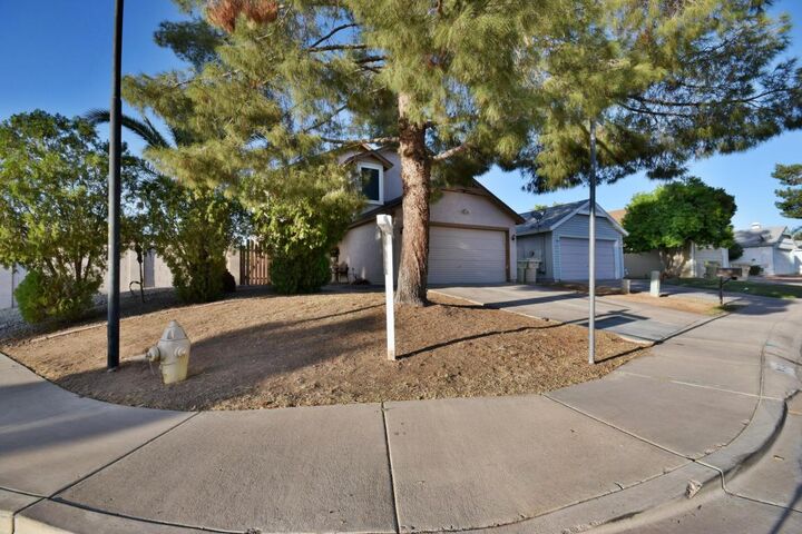Property Photo: 6434 W Saguaro Drive AZ 85304