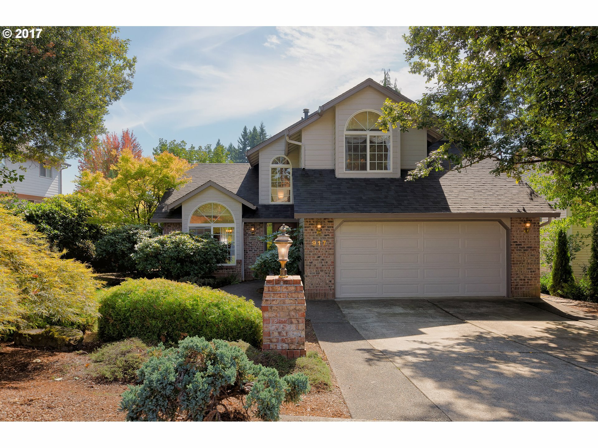 Property Photo:  917 NW 115th Cir  WA 98685 