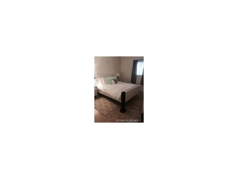 Property Photo: 8609 SW 68th Ct 21 FL 33143