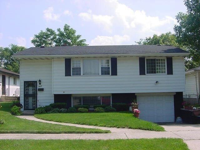 Property Photo:  1817 W 20th Place  IN 46404 