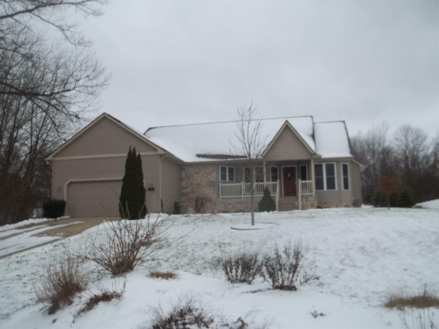 Property Photo: 721 S Bray Street IN 46552