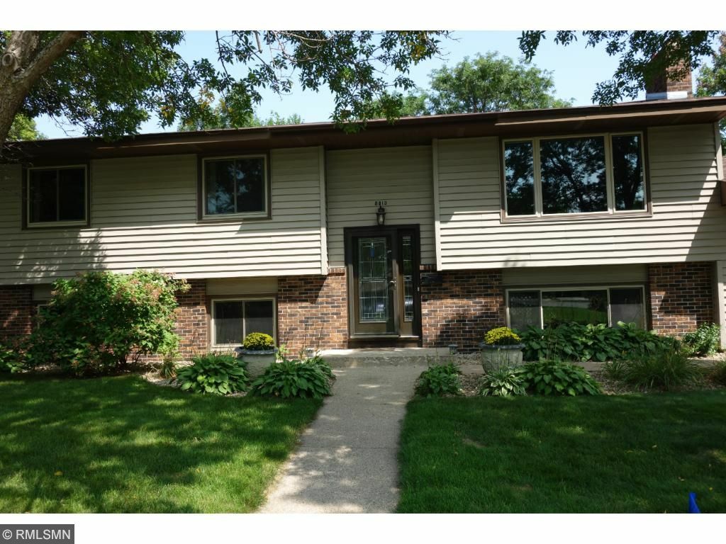 Property Photo: 8813 Xerxes Avenue S MN 55431