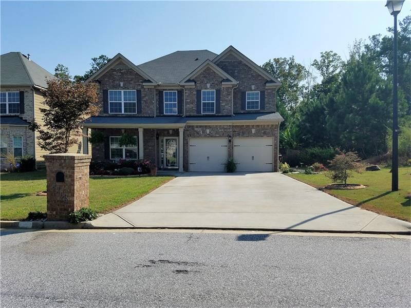 Property Photo: 4208 Sublime Trail 30349