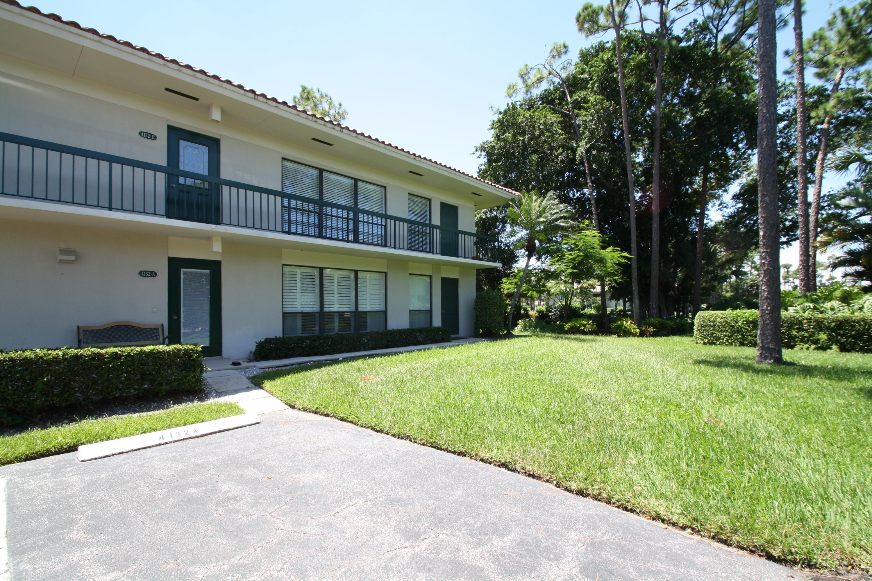 Property Photo:  4132 Quail Ridge Drive N Osprey  FL 33436 