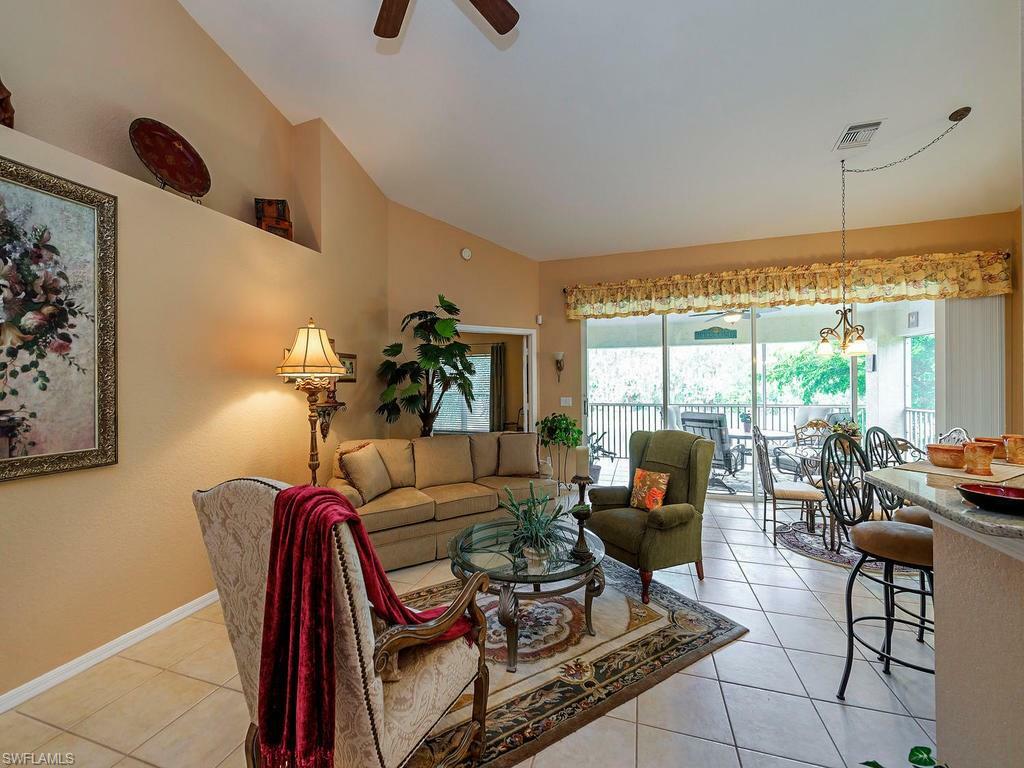 Property Photo: 5395 Andover Dr 202 FL 34110