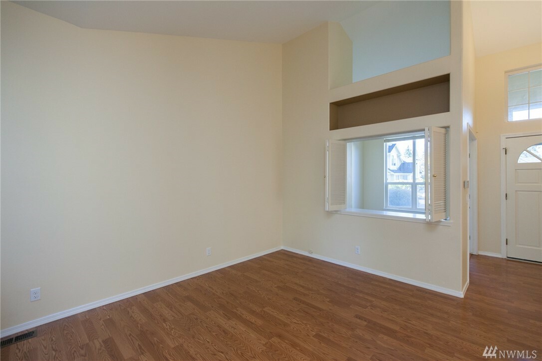 Property Photo: 31230 121st Lane SE B WA 98092