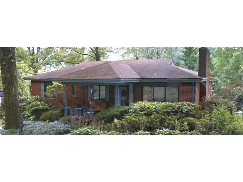 Property Photo:  1930 Hampstead Drive  PA 15235