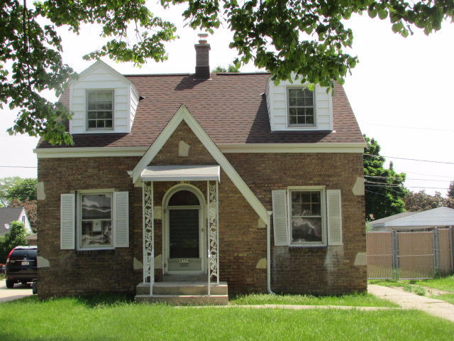 Property Photo: 4354 S Pine Ave WI 53207-5255