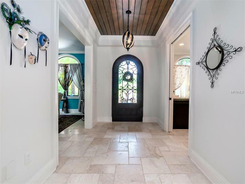 Property Photo:  1678 Bonita Lane  FL 34239 