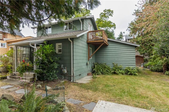 Property Photo:  3809 19th Ave SW  WA 98106 