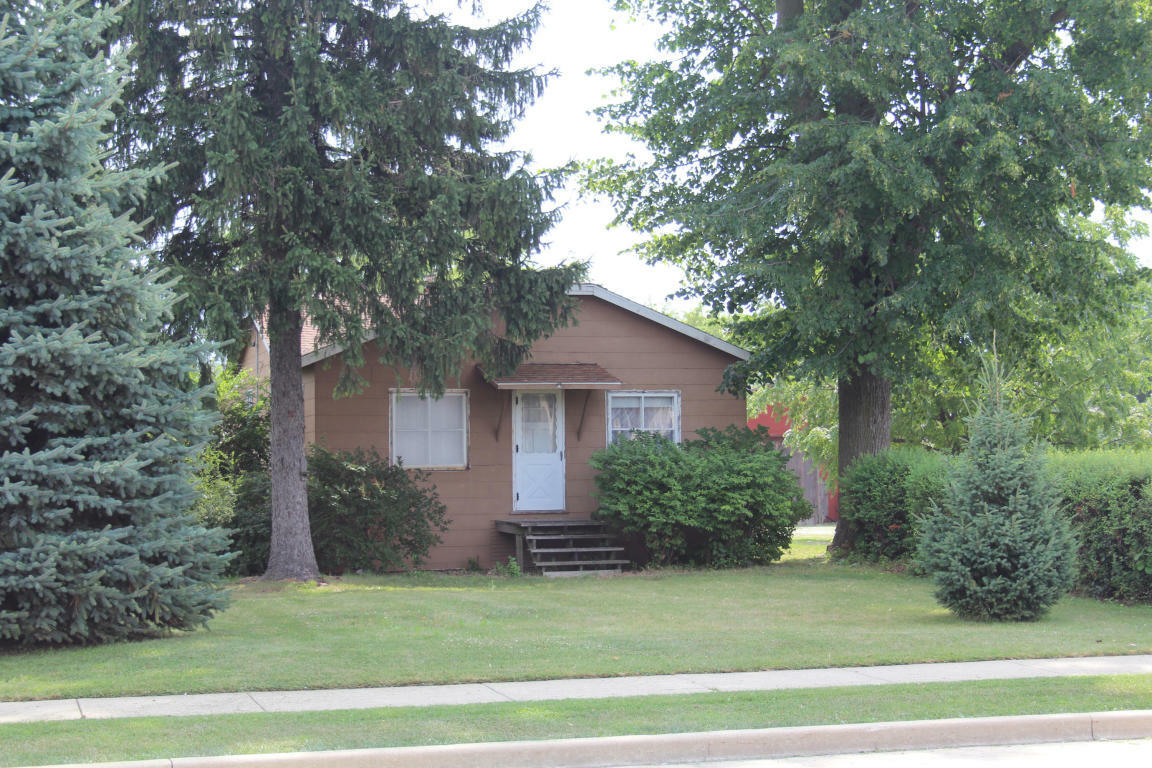 Property Photo:  2215 30th Ave  WI 53144-1409 