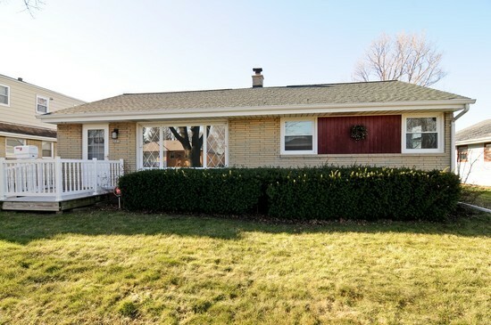 Property Photo: 6685 N 90th St WI 53224-5317